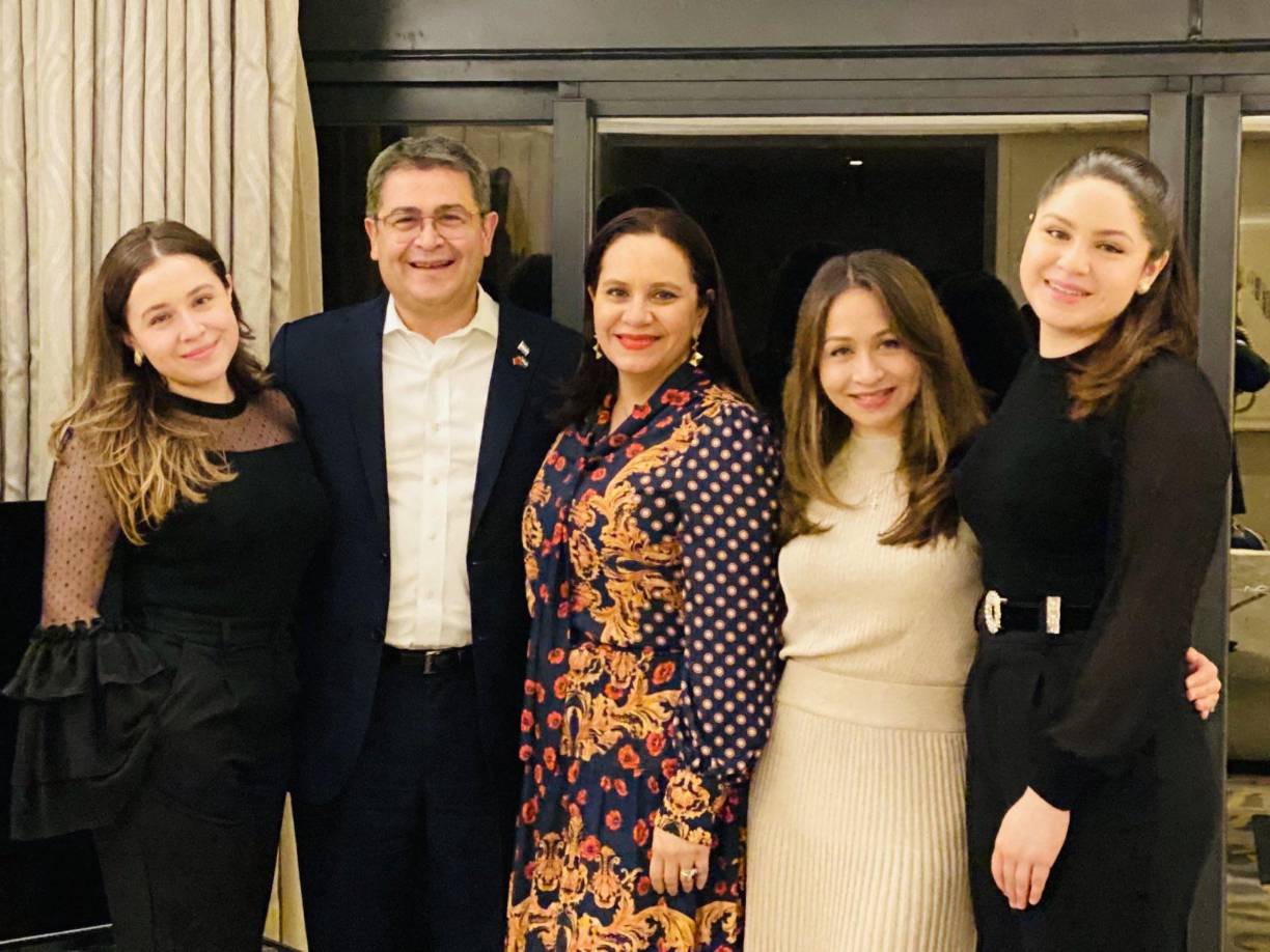 El juicio del expresidente está previsto para iniciar el 17 de enero del 2023 y según la defensa se incluirá como testigos a su favor a altos funcionarios del gobierno de Estados Unidos con los que Juan Orlando trabajó.