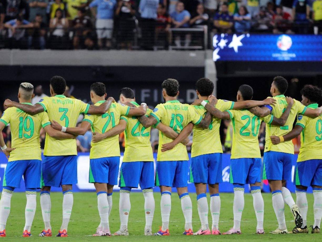 8. Batacazos en eliminatorias: Hasta el pasado octubre, Brasil tenía 20 años sin caer ante Uruguay en eliminatorias, y perdieron. Un mes después, perdieron por primera vez ante Colombia en el clasificatorio mundialista, y a ello se sumó la derrota del invicto como local. ¡La ‘Canarinha’ condenó tres derrotas en fila en eliminatorias, algo nunca antes visto!