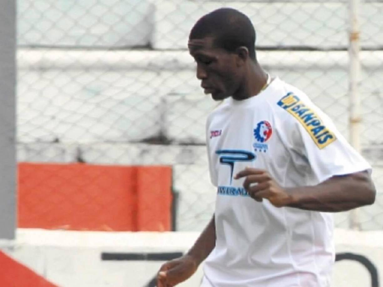 Thomas se retiró como futbolista profesional en el 2019 con el Olimpia. Ahora tiene nuevo equipo.