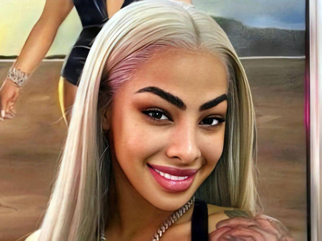 La exponente urbana dominicana Yailin la más viral, con quien se casó hace ocho meses y espera una niña a la que planean llamar Cattleya.