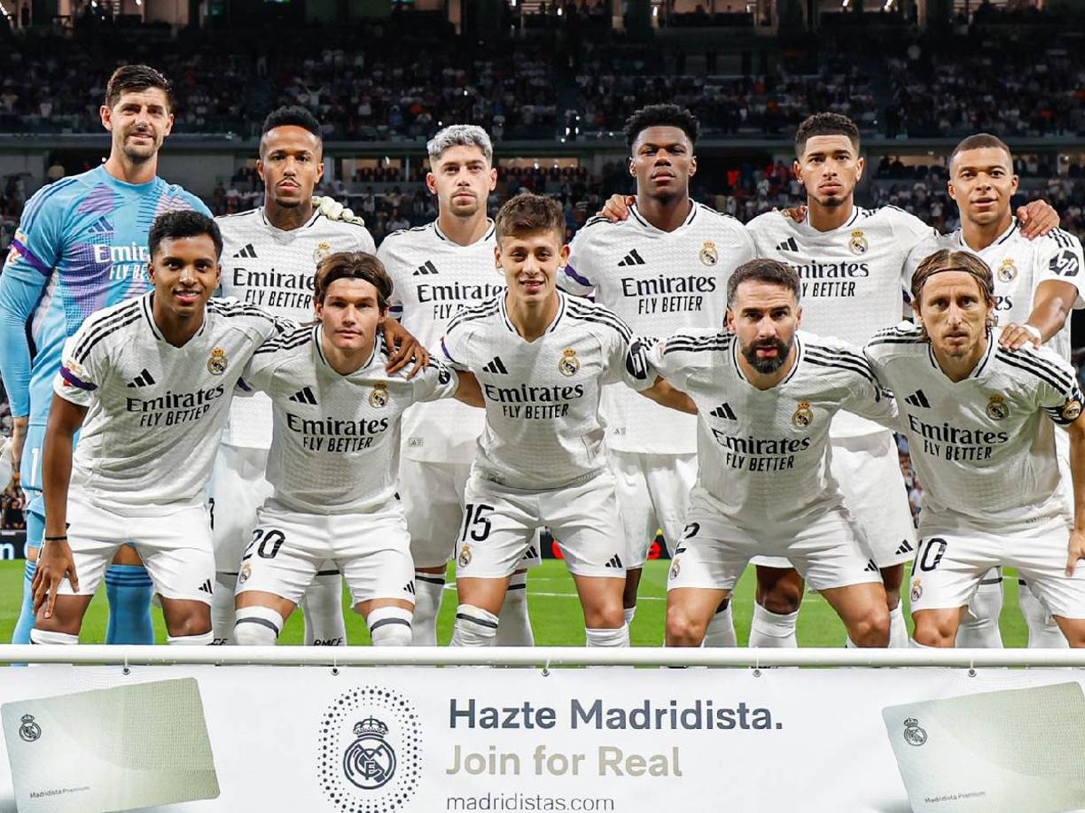 La gran novedad en el 11 titular del Real Madrid fue la ausencia de Vinicius.