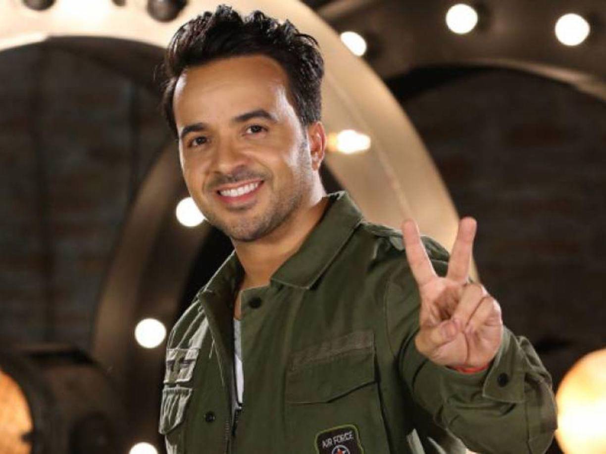 Tras haber encarado una gira veraniega, Fonsi se encuentra en un receso del que lo sacará el inicio del tour.