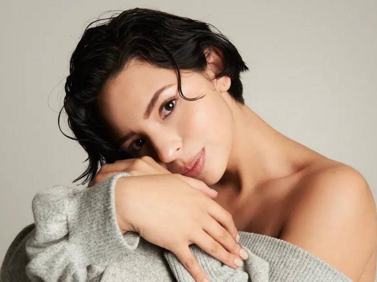 En la primera parte de la entrevista, la joven habla de cómo no busca ser “la novia de alguien”, sino que solo quiere que la reconozcan como Ángela.