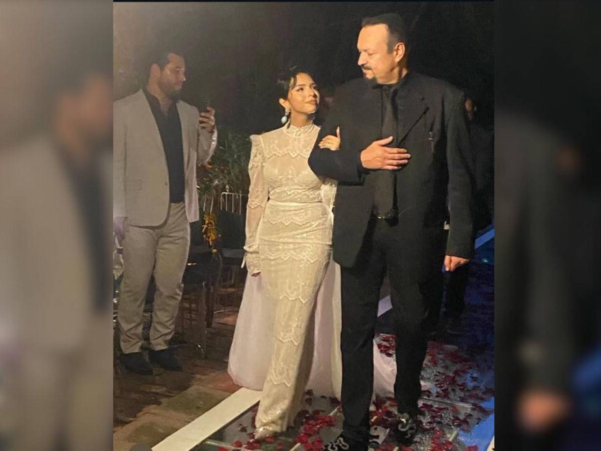 Tras la boda de Ángela Aguilar y Christian Nodal, Pepe Aguilar, padre de la novia, acaba de mandar un emotivo mensaje donde habla sobre el amor entre su pequeña y el sonorense, quienes pese a las críticas ayer sellaron su amor.
