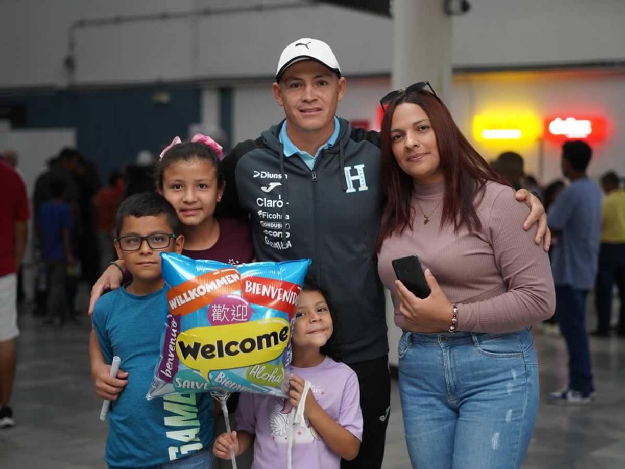 Francisco ‘Chelito’ Martínez tiene tres hijos con Verónica García, su ahora esposa.