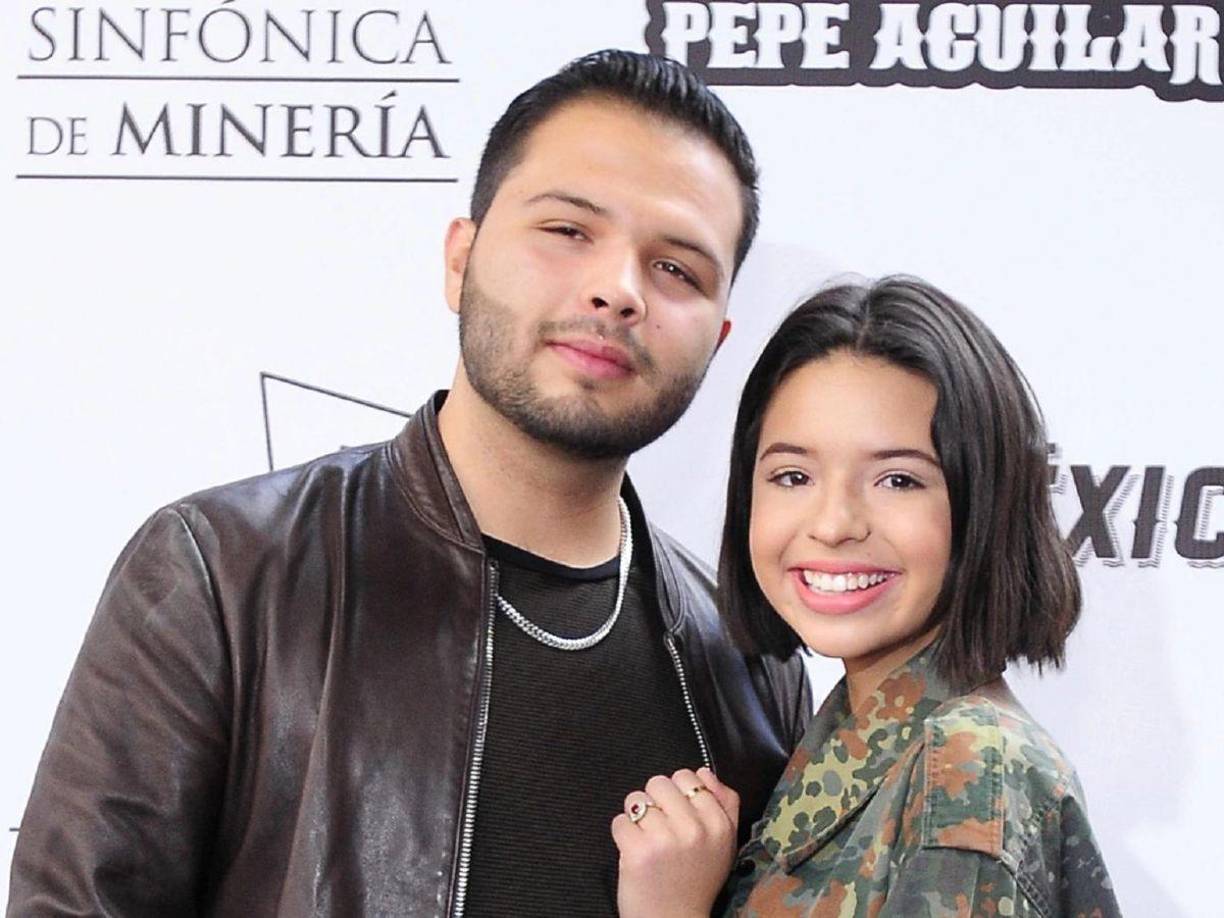 También Leonardo Aguilar reaccionó y escribió un mensaje de apoyo diciendo, “¡contigo siempre! todos sabemos la verdad. Sigue siendo ese ejemplo de mujer joven, fuerte, exitosa, que a tantas personas inspira. Eres grande”.