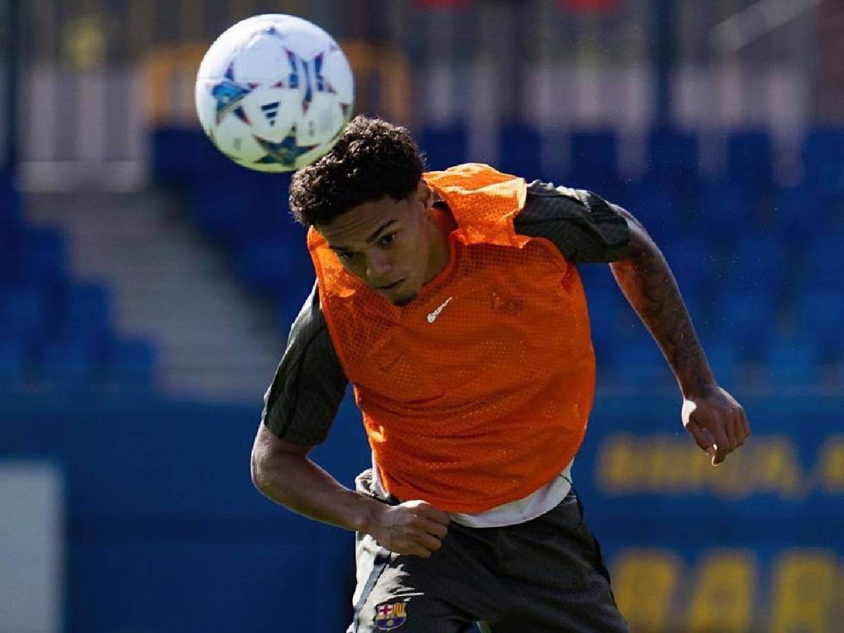 Joao Mendes, hijo del astro brasileño decidió fichar por un nuevo club a sus 19 años y dejar su camino el conjunto azulgrana.