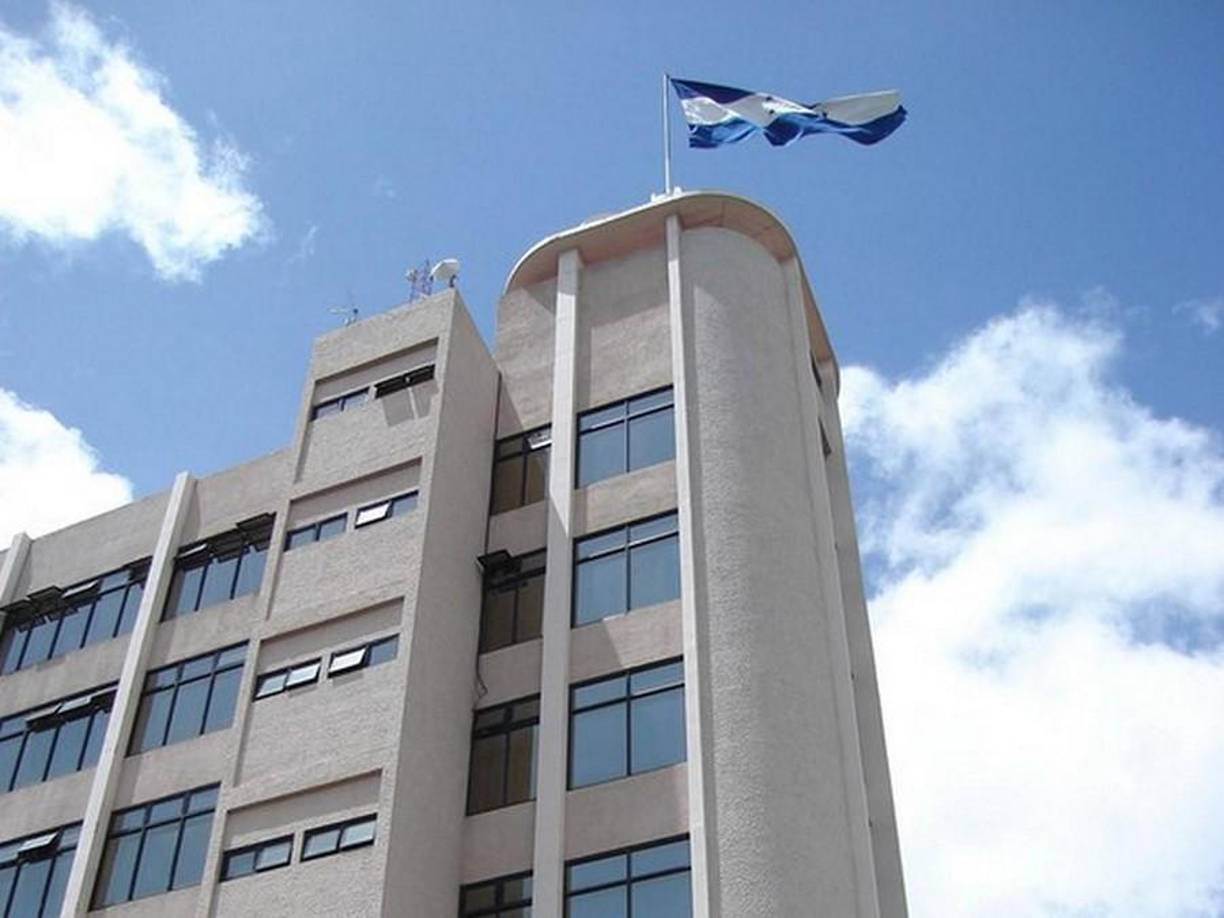 Cancillería precisó que no están al tanto ni el secretario de Defensa, José Zelaya.