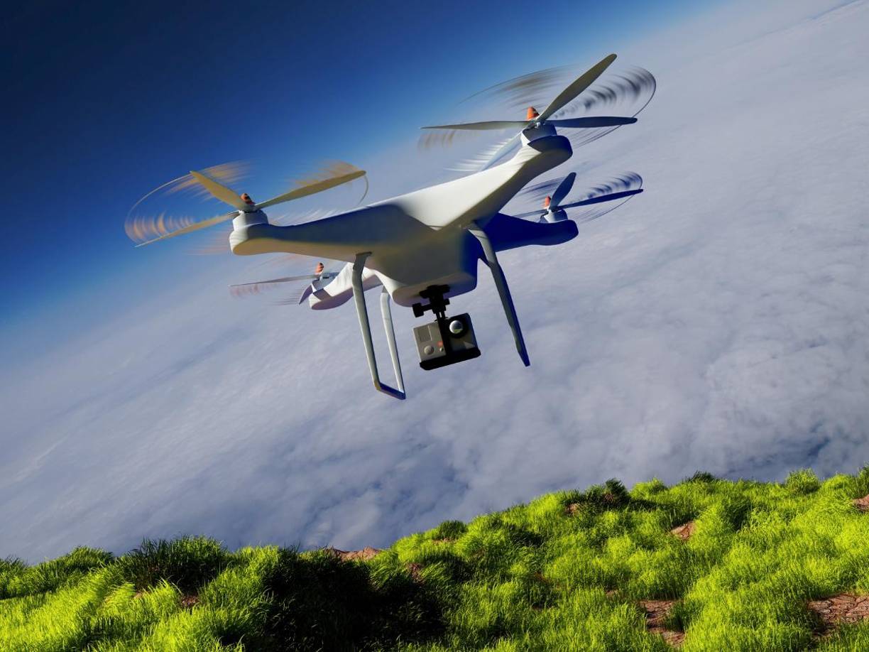 Simultáneamente, la preocupación se ha extendido internacionalmente, con reportes de drones sobrevolando bases aéreas estadounidenses en el Reino Unido.