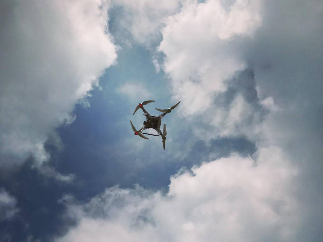 Con más de 3,000 denuncias recogidas por el FBI, el misterio de los drones sigue sin resolverse.