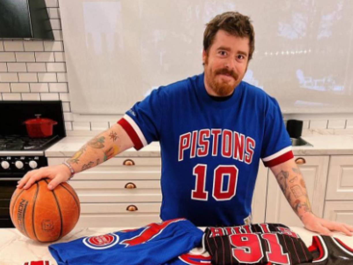 Migue Granados es un apasionado por el baloncesto. 