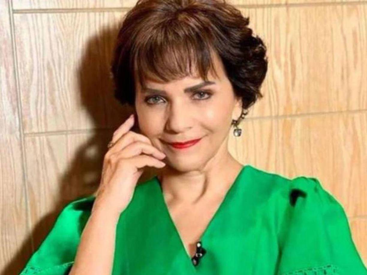 En una de las recientes transmisiones del programa de espectáculos, Pati Chapoy se tomó unos segundos para defender a la intérprete de sencillos como “Dime cómo quieres”, “Tu sangre en mi cuerpo” y “Qué agonía”. Las declaraciones de la periodista hicieron bastante ruido en redes sociales.