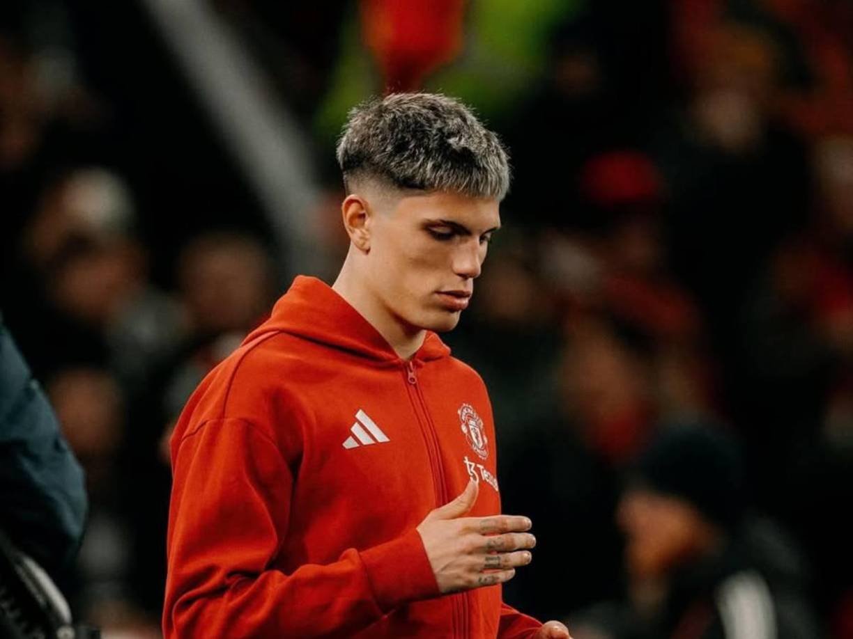 Alejandro Garnacho podría dejar Manchester United y Napoli se mostró más que interesado en quedarse con sus servicios, al ubicarle como el máximo candidato para llenar el espacio que dejó vacante Khvicha Kvaratskhelia en su frente de ataque al unirse a PSG.