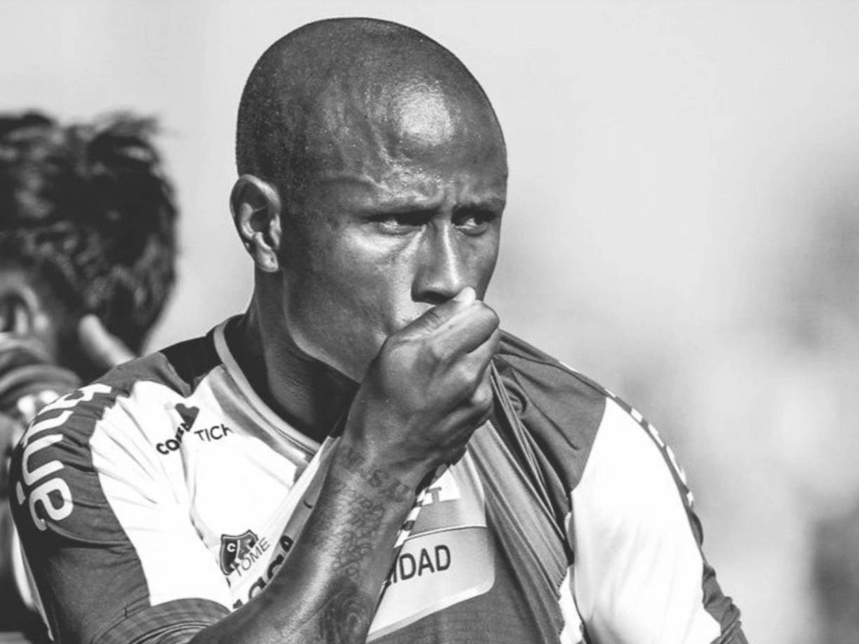 El delantero, que se convirtió en una de las figuras del club en la Liga Pro de Ecuador en el 2024, jugó 15 partidos y anotó 8 goles.