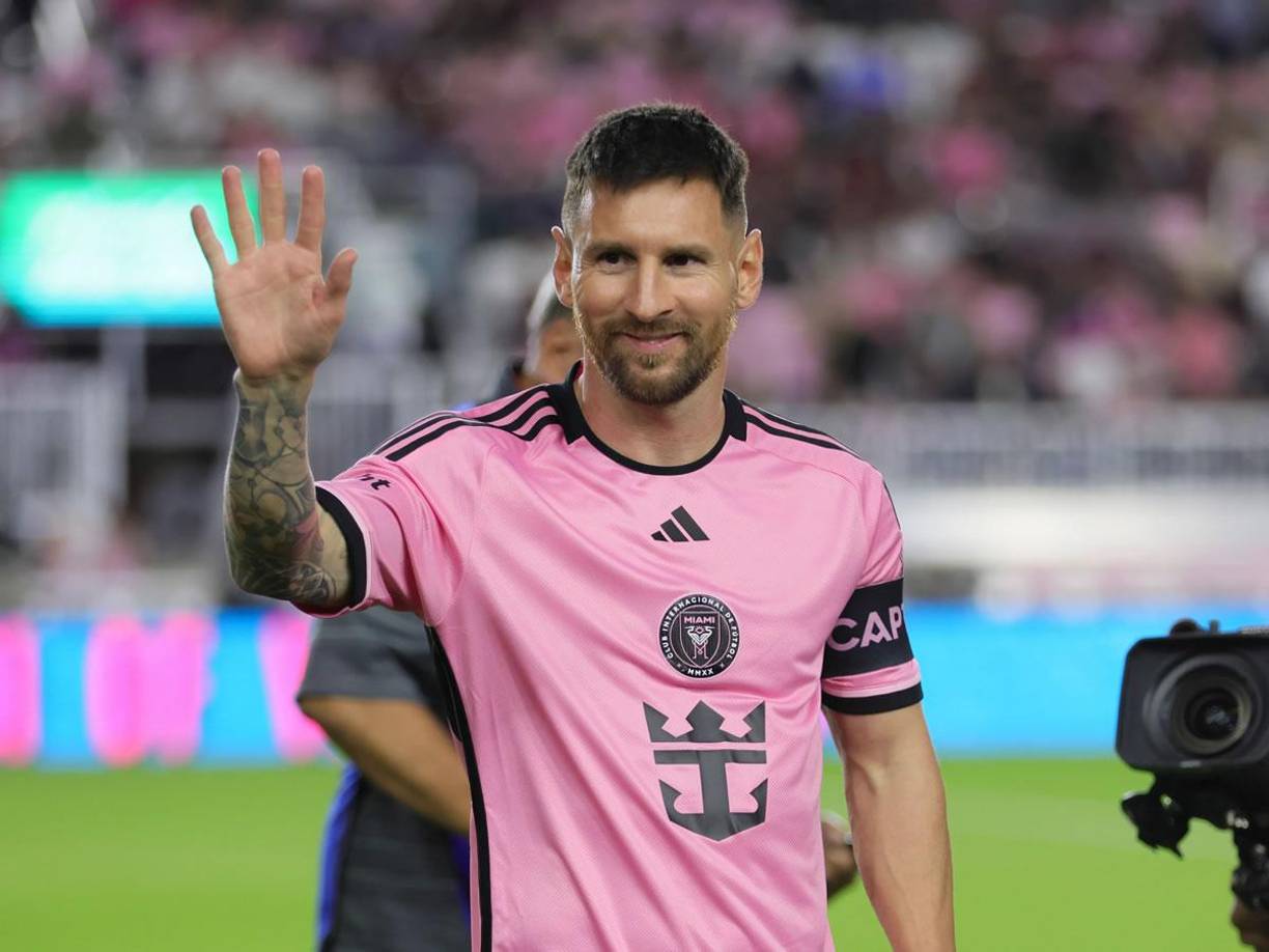Lionel Messi y compañía jugarán un amistoso el 8 de febrero próximo ante Olimpia en el estadio Olímpico de San Pedro Sula, que promete vivir una verdadera fiesta deportiva.
