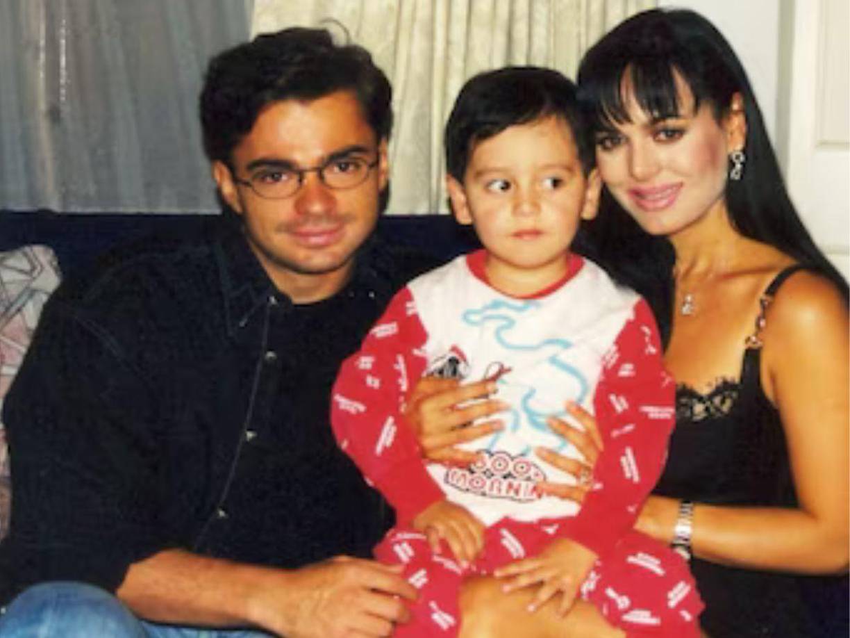 De acuerdo con Televisa Espectáculos, José Julián, hijo de Imelda Garza Tuñón y de Julián Figueroa, se encuentra con su abuelita, Maribel Guardia, y con su esposo, Marco Chacón. Las autoridades capitalinas habrían determinado que la famosa nacida en Costa Rica tenga la custodia temporal ante el proceso legal. 