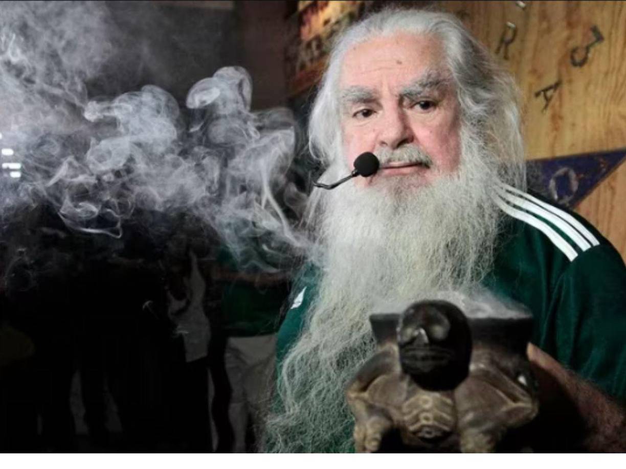 Antonio Vázquez Alba, el famoso astrólogo mexicano conocido como “el Brujo Mayor” falleció este viernes a los 84 años.