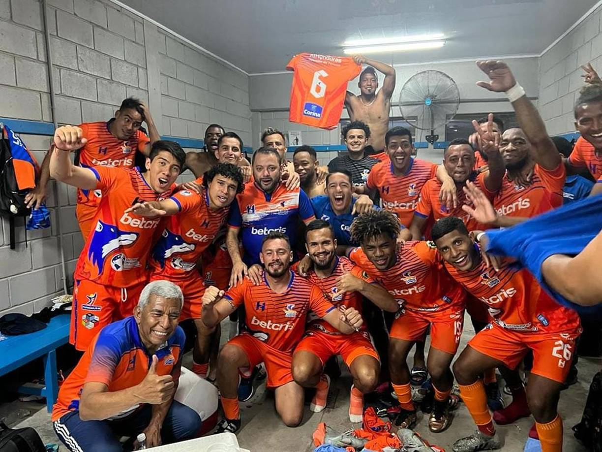 9. - Los Lobos de la UPN tienen un valor de mercado de 1,59 millones de euros. (es decir 42,6 millones de lempiras).