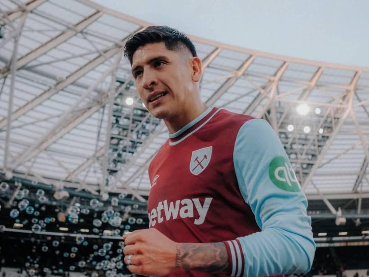 El AS Mónaco se acercó al West Ham para discutir las condiciones para fichar a Edson Álvarez al club en préstamo.