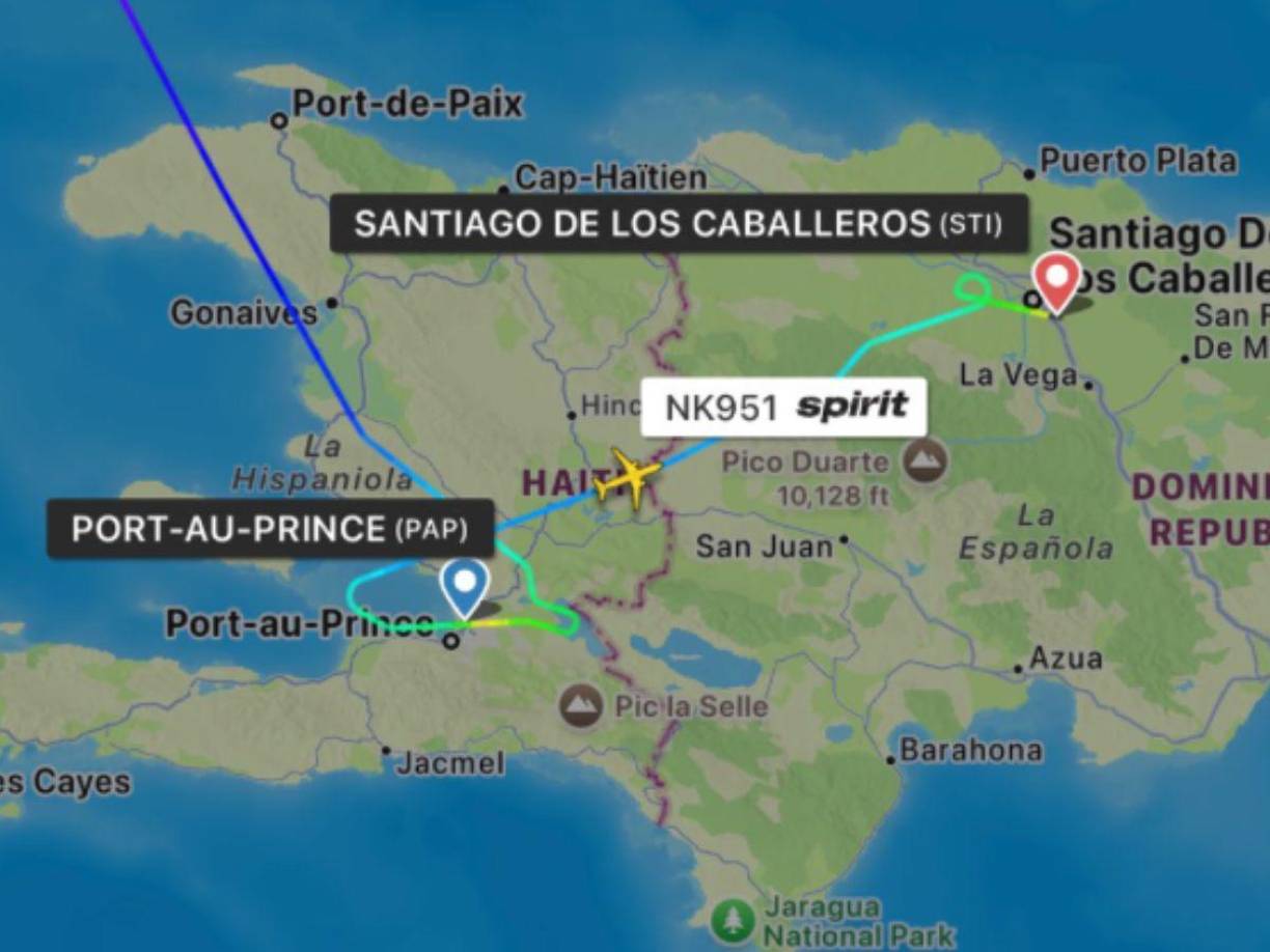 El incidente ocasionó el desvío del avión al Aeropuerto Internacional del Cibao en Santiago de los Caballeros (República Dominicana), donde aterrizó y una inspección posterior confirmó daños en el fuselaje por arma de fuego.