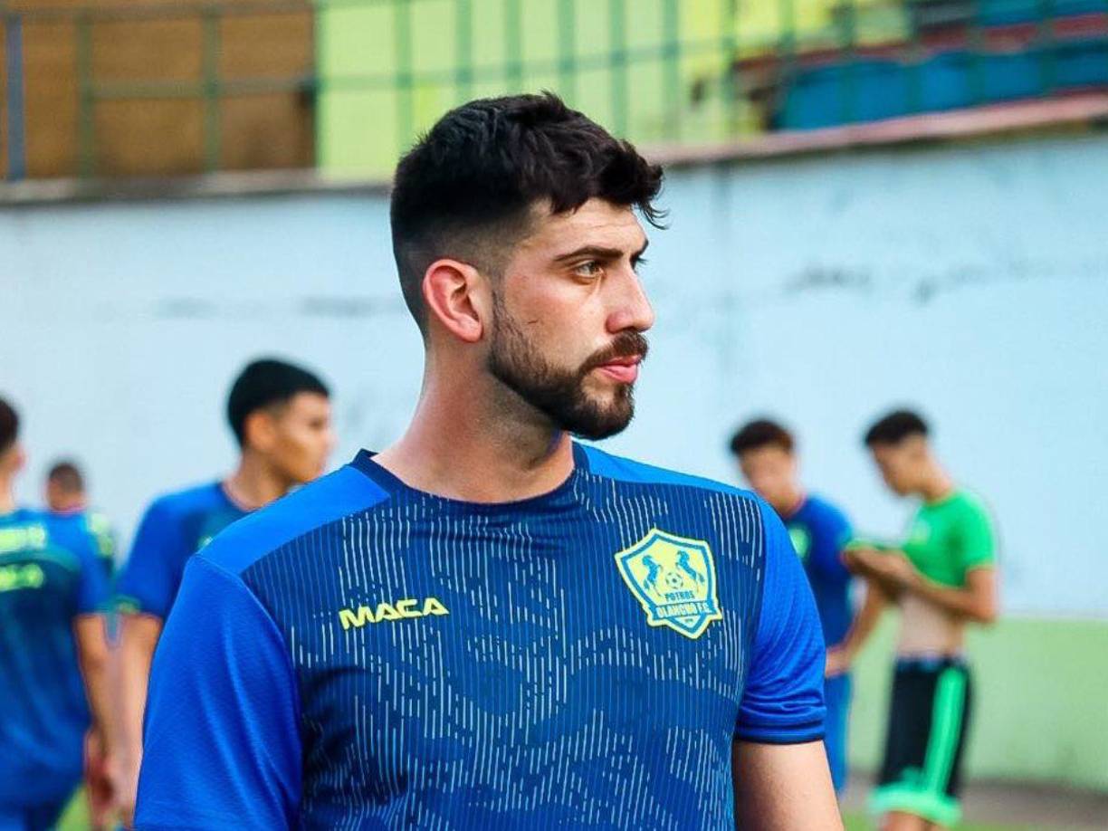 Matheus da Silva - Olancho FC oficializó el fichaje del delantero brasileño que llega procedente del fútbol de Tayikistán. Tiene 27 años de edad. 