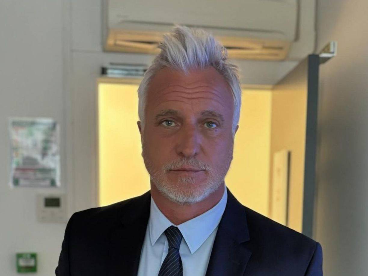 En 2021 David Ginola reconoció a Joy como a su hija, “sí, eres una verdadera Ginola”, pero a pesar de prometer volver a verse el exfutbolista nunca volvió a ponerse en contacto con ella.
