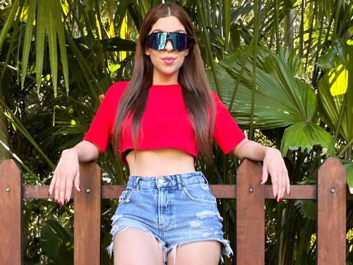 “Es enserio, no hayan que inventar. Hay una amistad con Los Hijos de Morazán, tienen mi cariño y respeto, ya conocen el humor de Fancony. Basta de suponer cosas donde NO las hay”, declaró la presentadora.