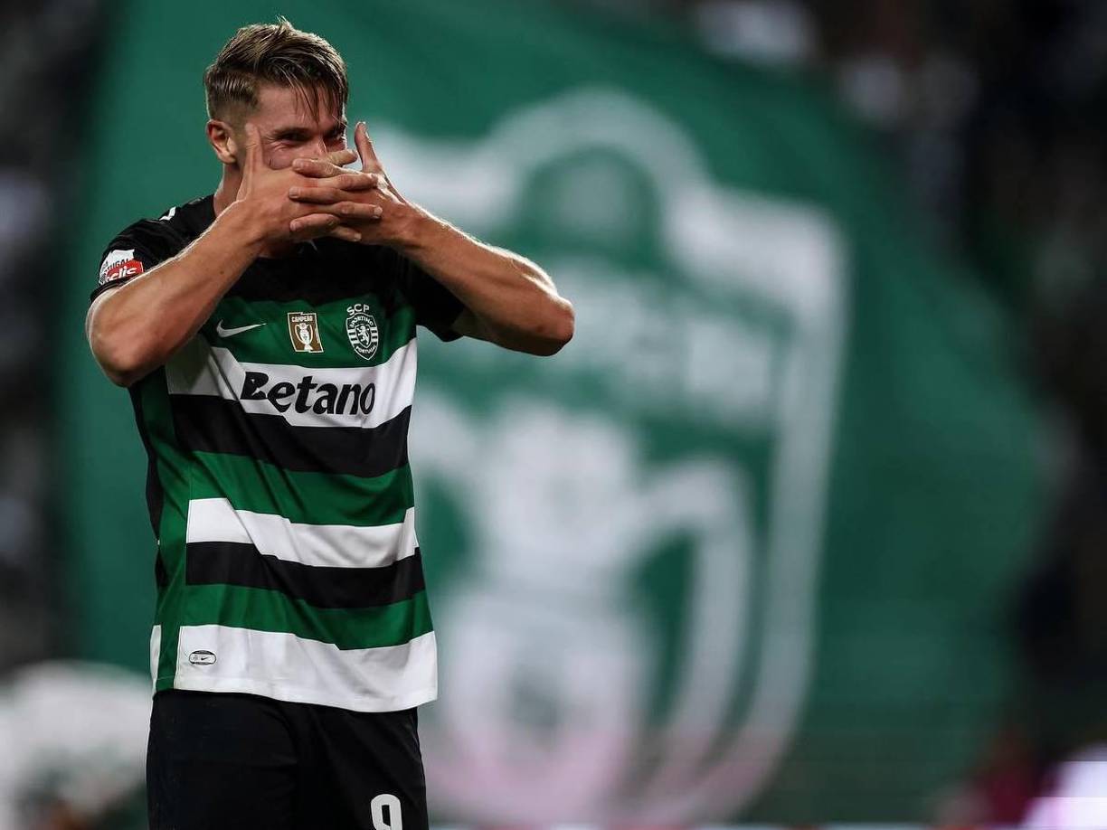 Según Sport, el Barcelona tiene un plan para poder hacerse con Gyökeres: “Ficharlo por una cifra cercana a los 70 millones de euros y dejarlo cedido en el Sporting durante una temporada más. Aunque la cláusula del jugador es de 100 millones, desde el club azulgrana creen que el sueco podría salir por una cifra inferior y esto permitiría a Lewandowski mantener su rol en el ataque un año más”.