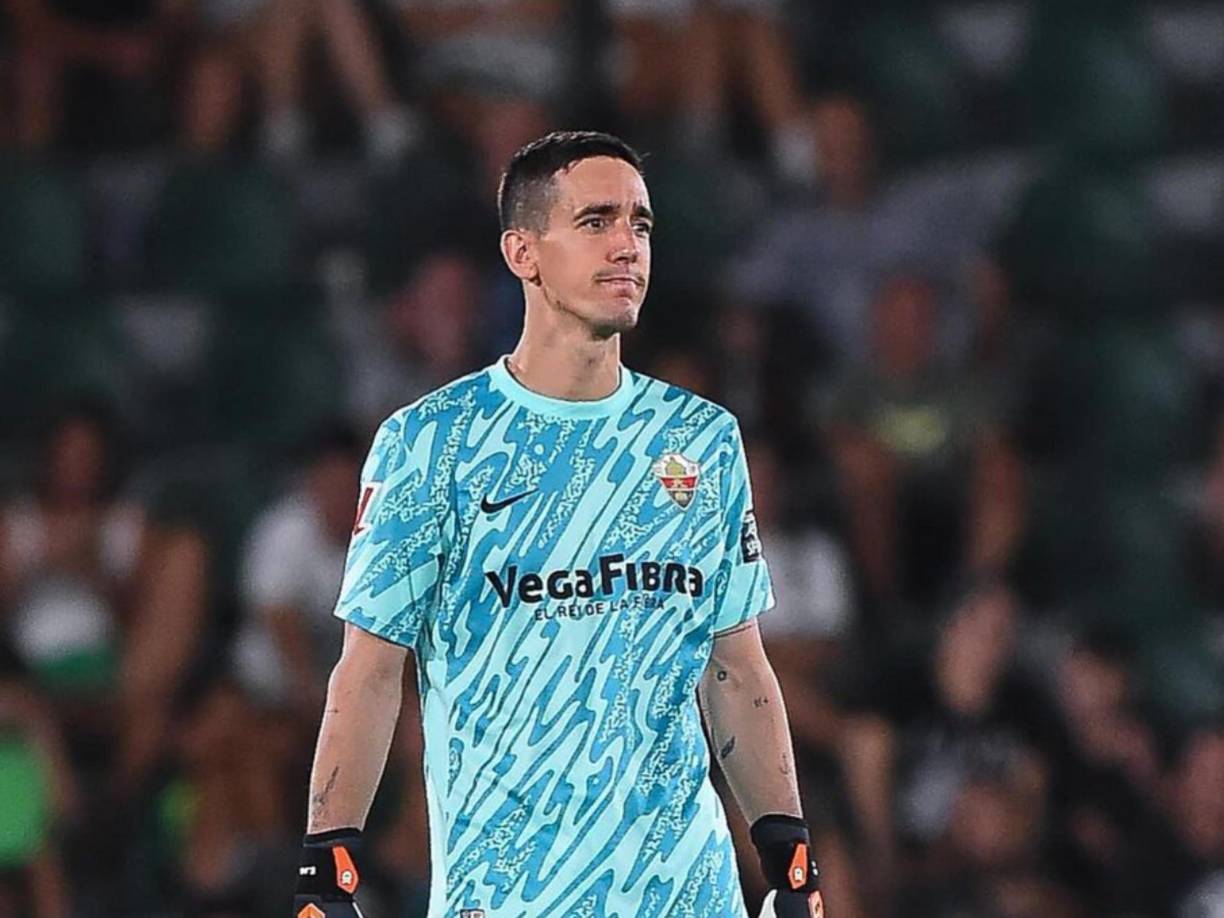 Edgar Badia Guardiola se encuentra como agente libre. Cuenta con amplia experiencia ya que ha formado parte de clubes como Espanyol, Granada y Elche.