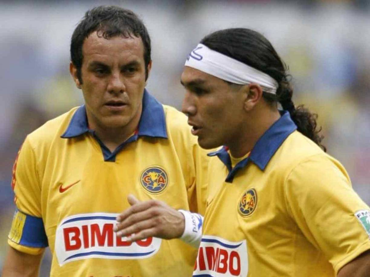 Sus andanzas personales y deportivas cambiaron para siempre con el atentado que sufrió en enero de 2010, obra del narcotraficante José Jorge Balderas Garza, en un bar de la Ciudad de México (Bar Bar, altamente frecuentado por futbolistas y celebridades).