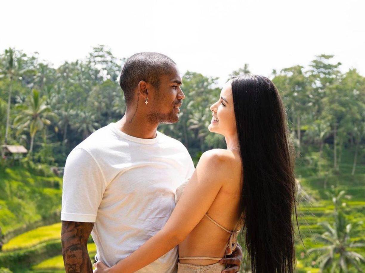 Douglas Costa se mostró emocionado por ser “uno de los pioneros en el segmento del futbol” en esta plataforma.