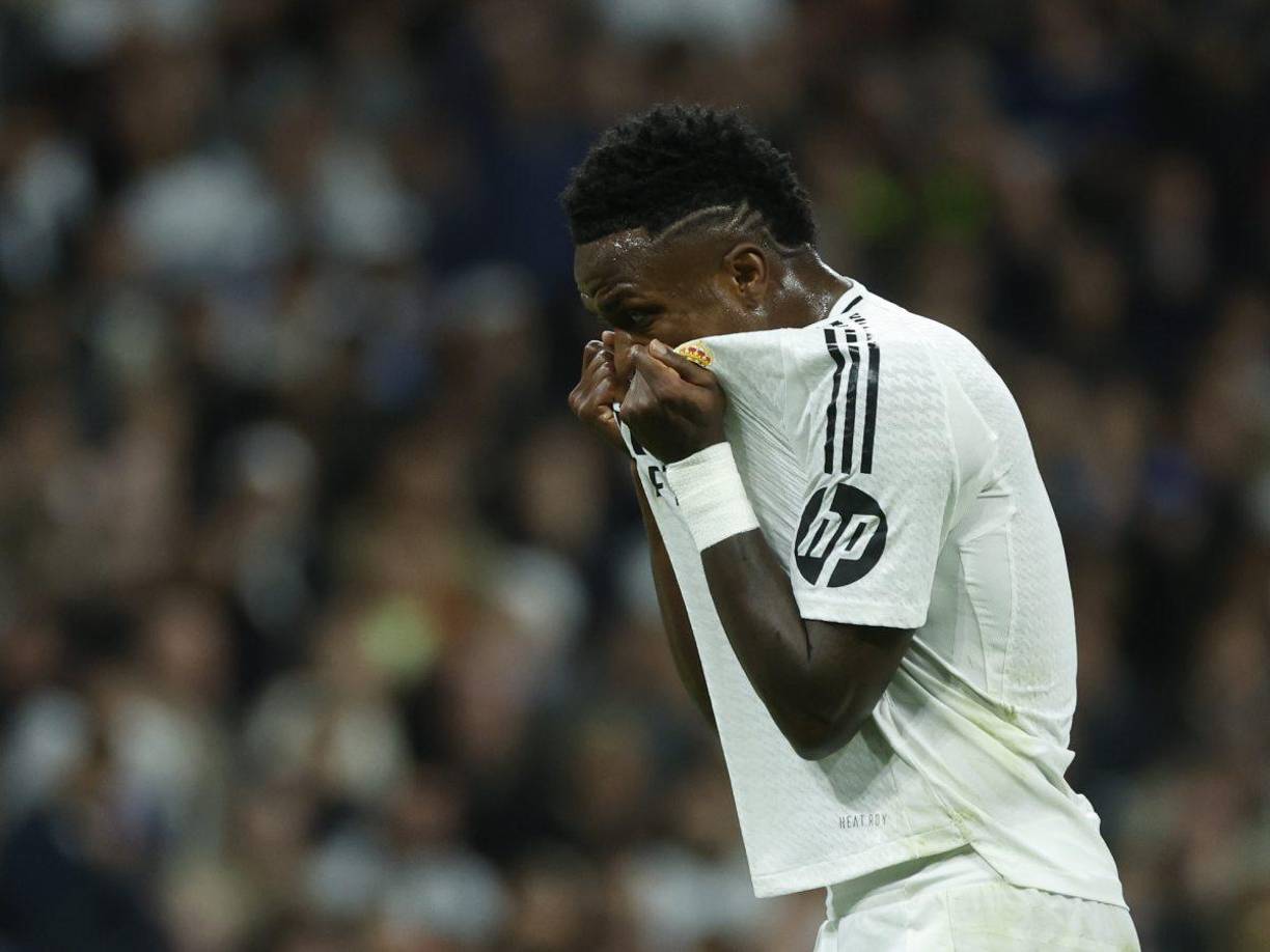 Prensa internacional desvela la peculiar manera en la que Vinicius se enteró de que no iba a ganar el Balón de Oro 2024.