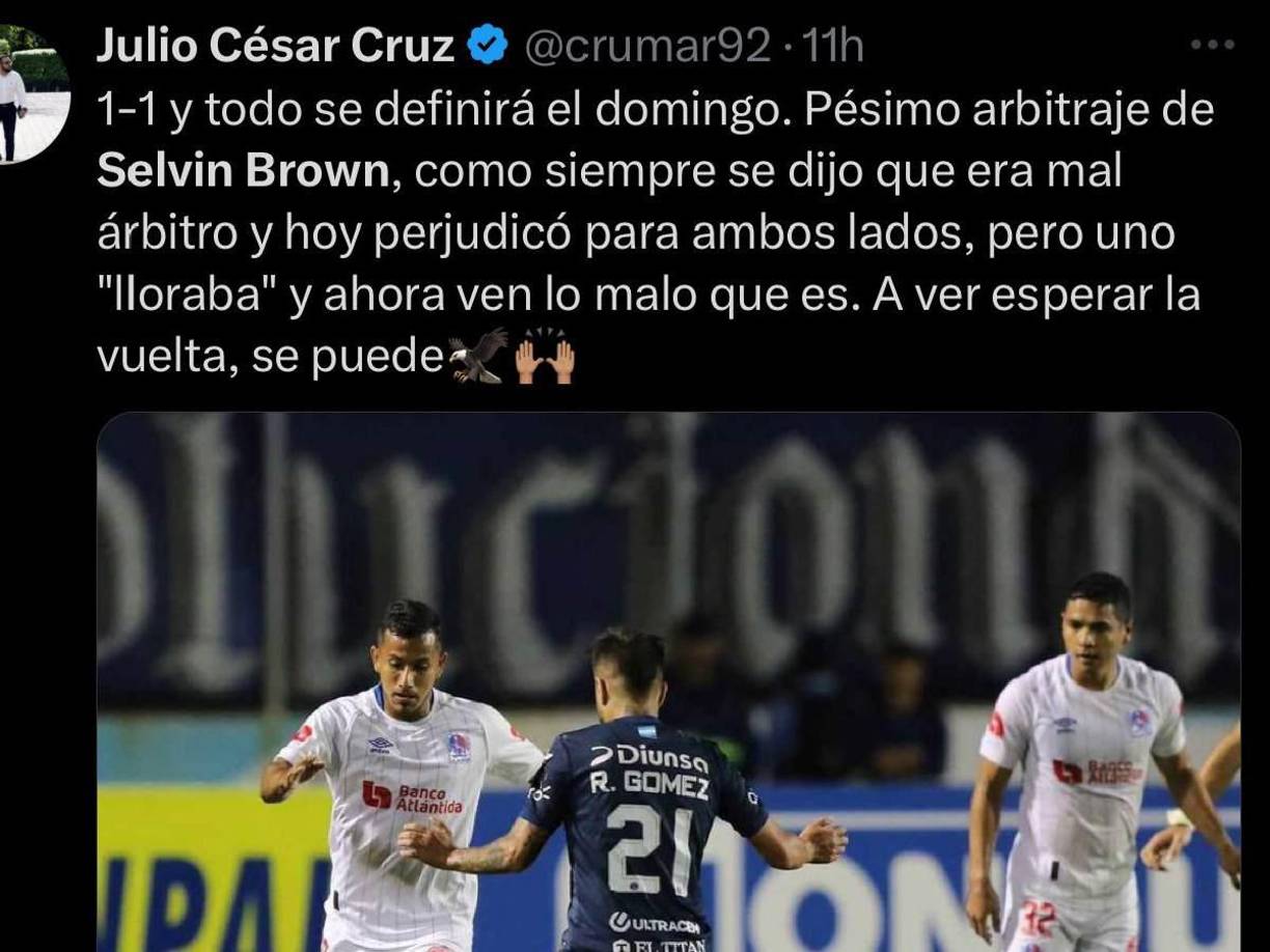 Julio César Cruz, periodista de El Heraldo, destacó que el arbitraje del hondureño fue “Pésimo”.