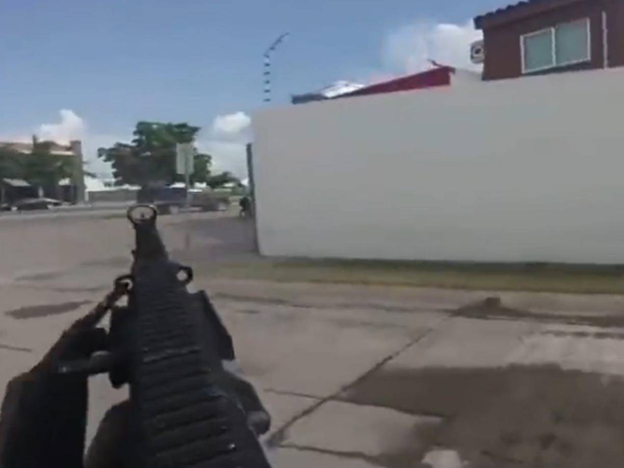 El Secretario de Seguridad, Cristóbal Castañeda, informó que había siete oficiales heridos, además de otro número no determinado de militares.