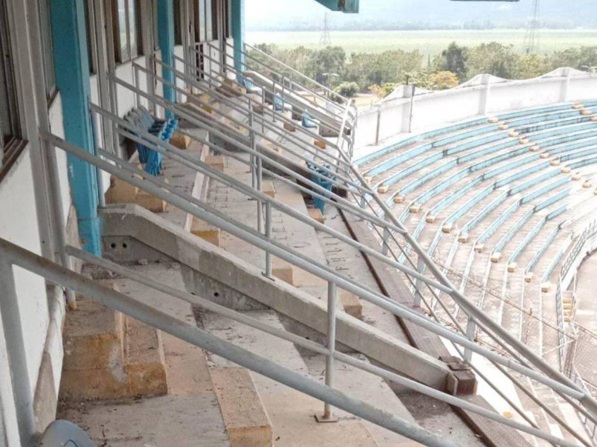 Las sillas del sector de palco fueron sacadas para irlas a instalar al estadio Morazán, algo que no gustó a las autoridades de Condepor.