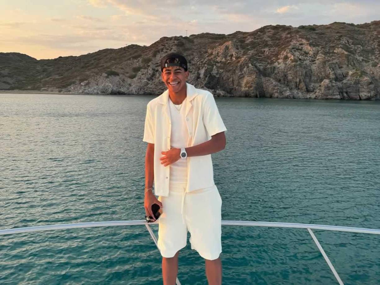 Lamine Yamal tiene contrato con el club catalán hasta junio del 2026 y su valor en el mercado ronda los 150 millones de euros.