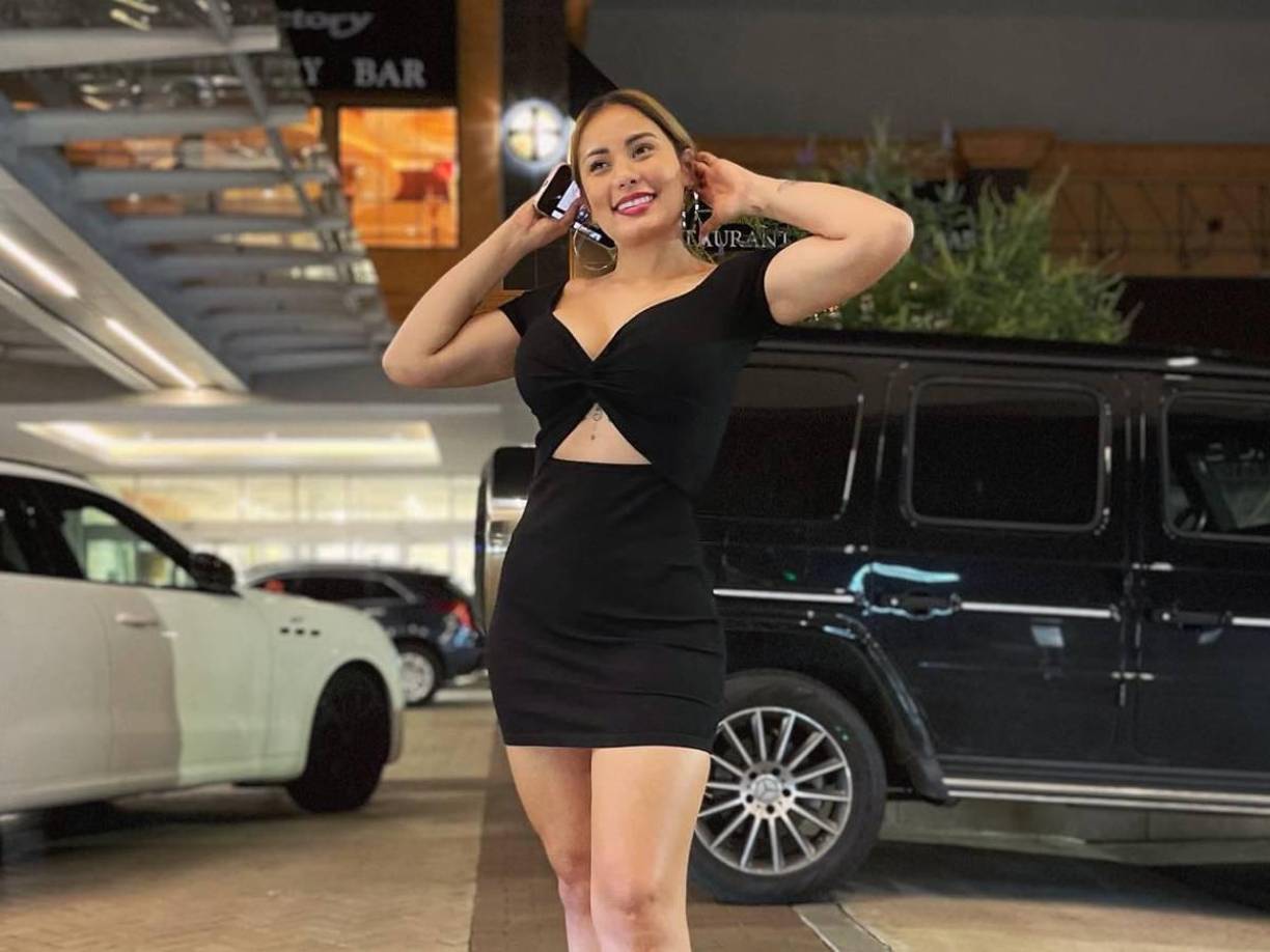 Ese mismo mes, Elsa escribió un blog acerca del altercado que tuvo con Quioto, lo cual generó su enfado y la amenazó con divulgar sus imágenes en internet. El 28 de mayo, Oseguera fue informada por el bloguero hondureño Mitor Capony que sus fotos habían sido publicadas en Twitter y en sitios indebidos.