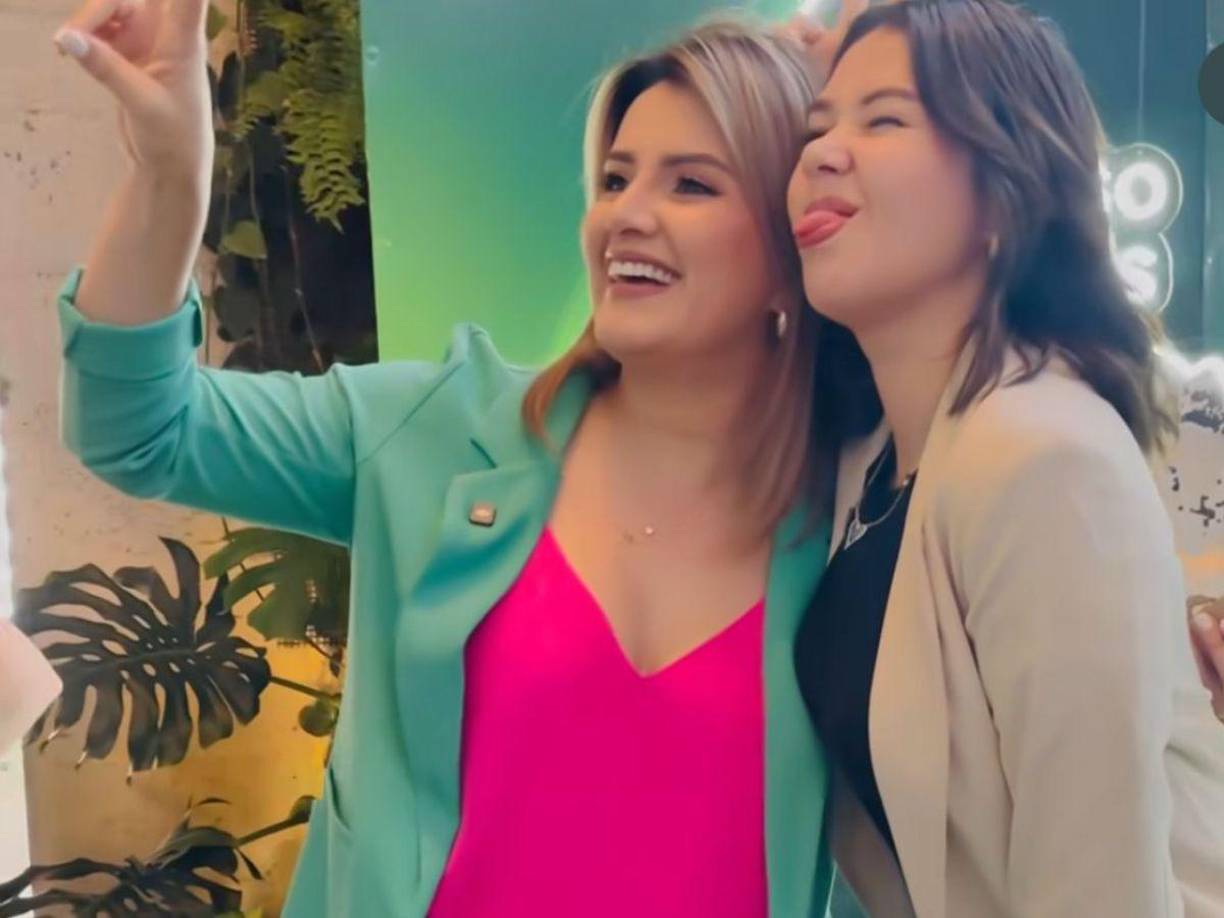 La periodista Cesia Mejía y la influencer Jennifer Aplícano cuentan con una bonita amista desde hace varios años, recientemente vivieron un momento aterrador. 