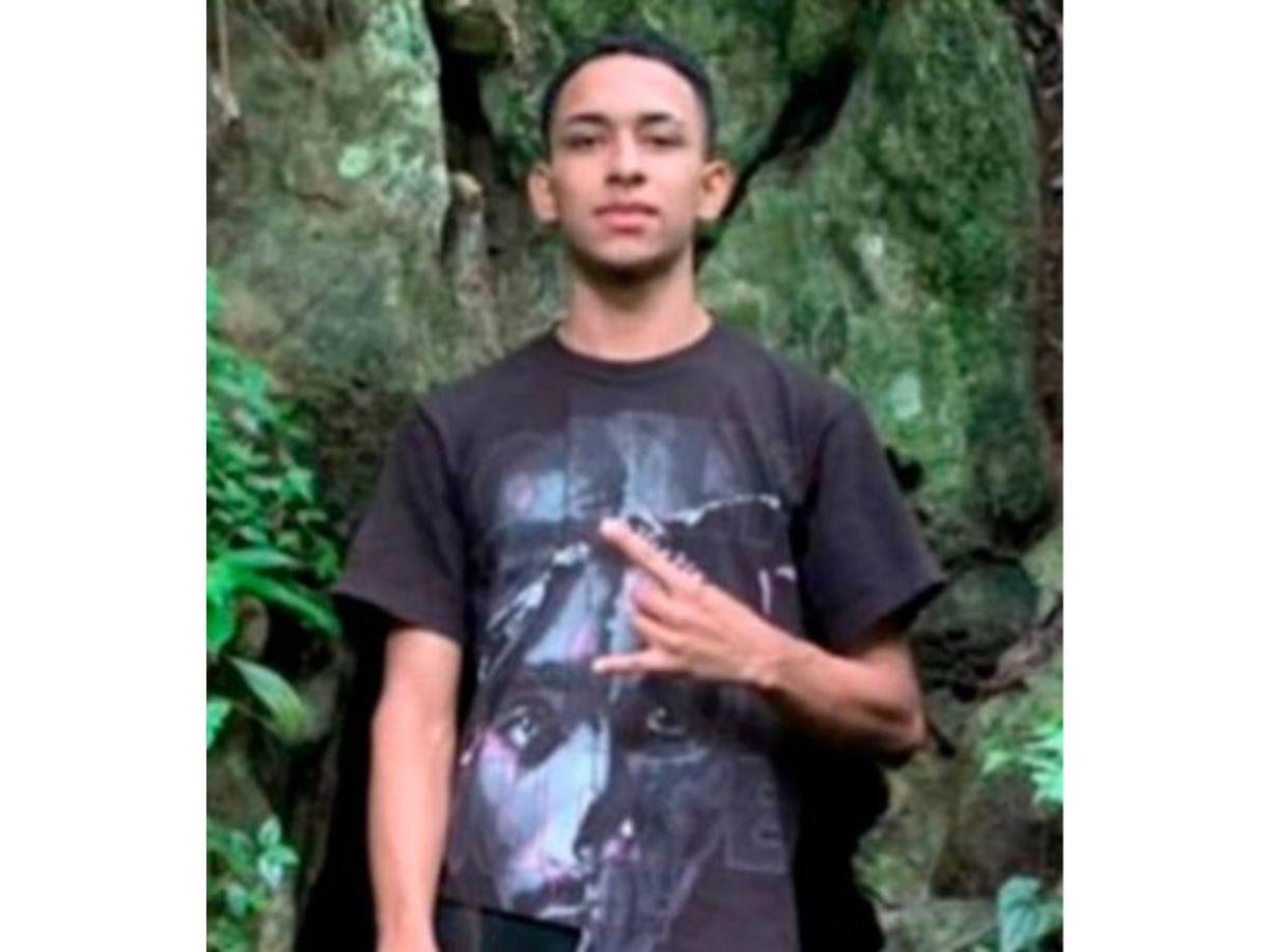 Una de las primeras hipótesis que tiene la Dirección Policial de Investigaciones sobre el doble homicidio es que habría ocurrido por una lucha de territorio de organizaciones criminales.