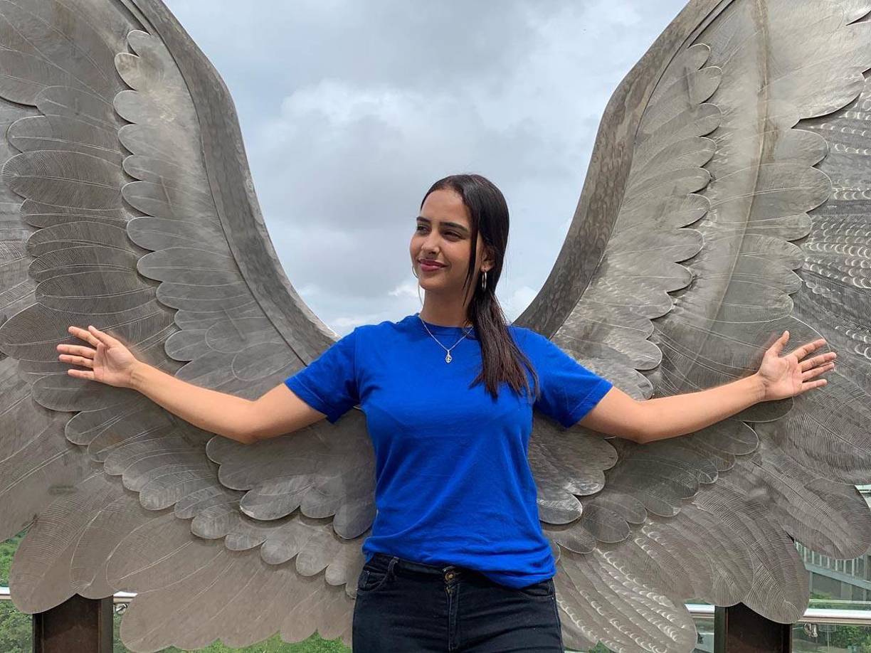 “Mi vida siempre ha girado en torno a Jesús”, reveló la joven en video publicado en sus redes sociales.