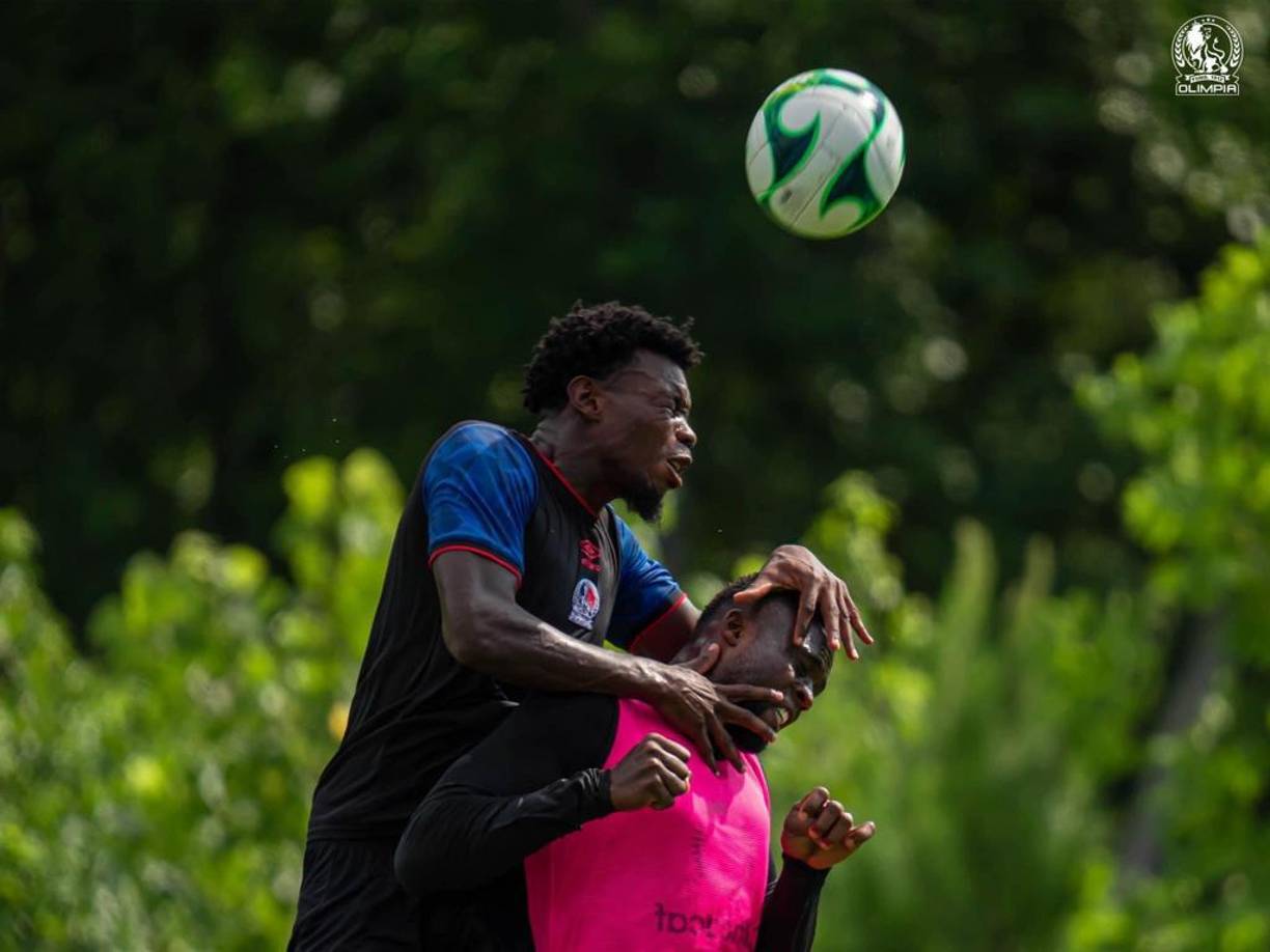 José García - El oriundo de Olanchito, Yoro, hará pareja en la zona defensiva con ‘NANAY’.