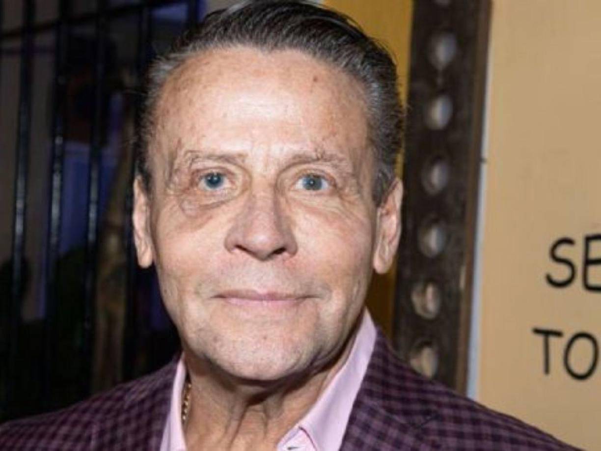 Alfredo Adame: Es un reconocido presentador y actor mexicano. 