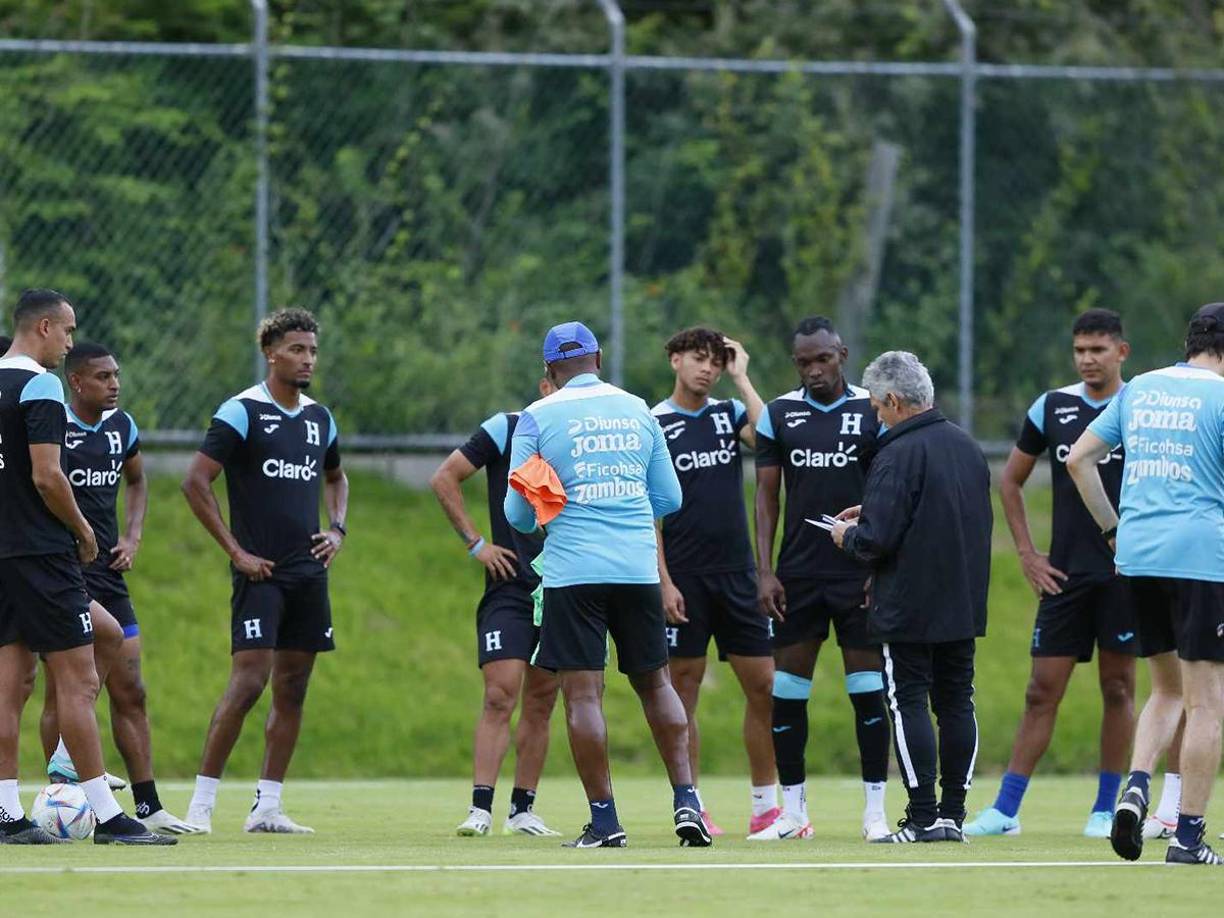 La Selección de Honduras trabajó dos horas con los legionarios de la MLS y también algunos jugadores de la Liga Nacional que se incorporaron, como es el caso de los futbolistas del Olimpia y del Motagua.