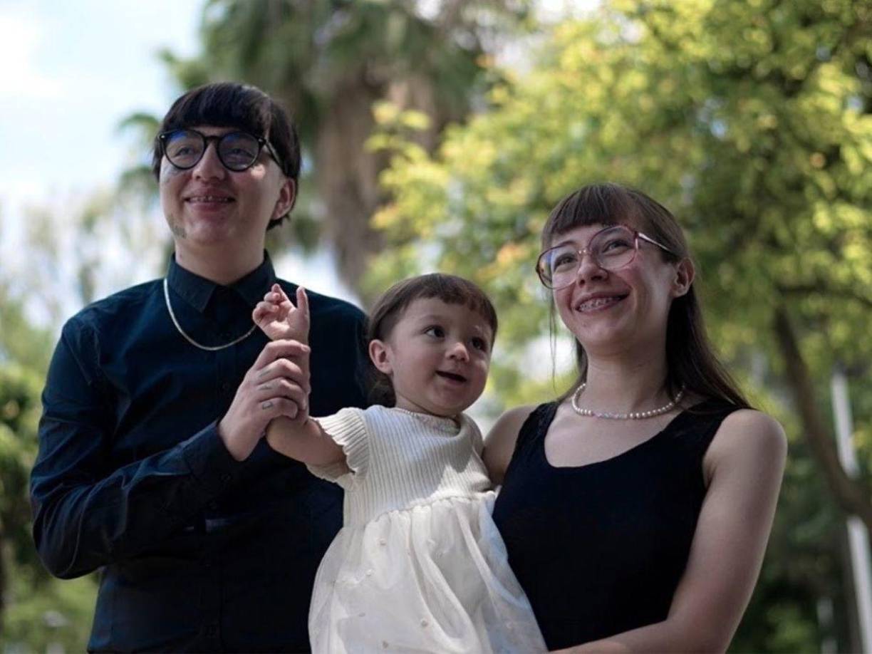  Al parecer el artista nacido en Sonora envió varios “me gusta” a la novia del reguetonero. 