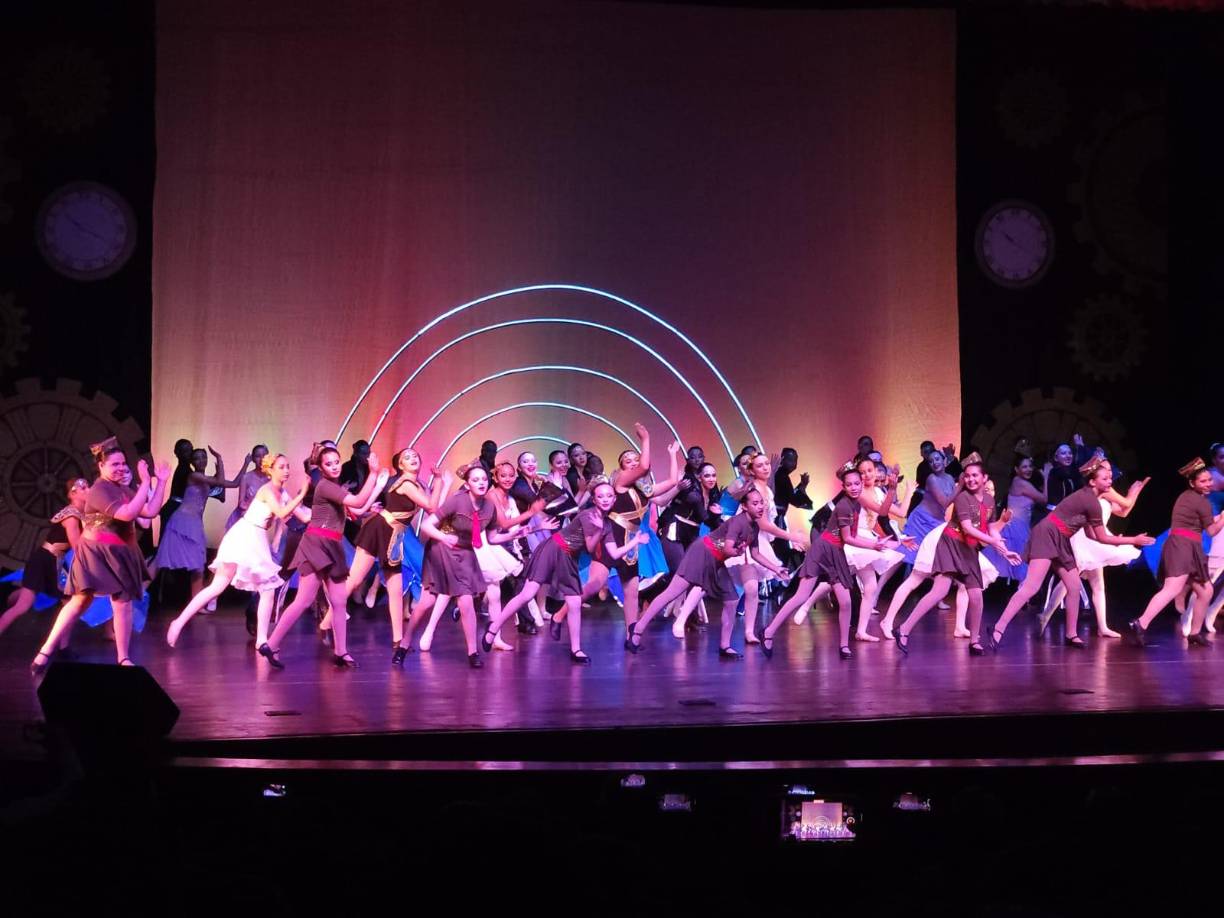 Ballet, tap y jazz en las presentaciones de la aclamada Academia de Bellas Artes