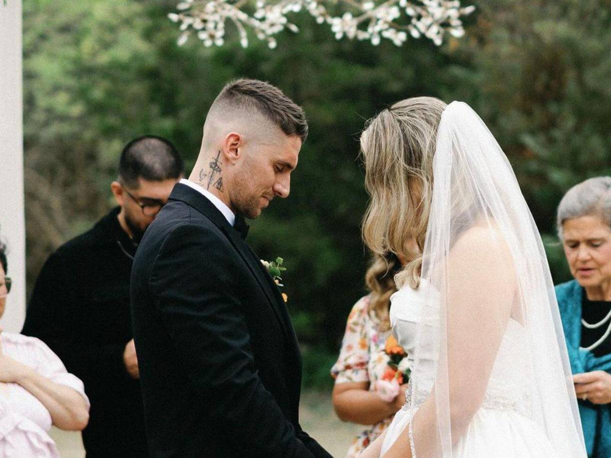 Esteban Espíndola encontró el amor y se casó con una hermosa chica.