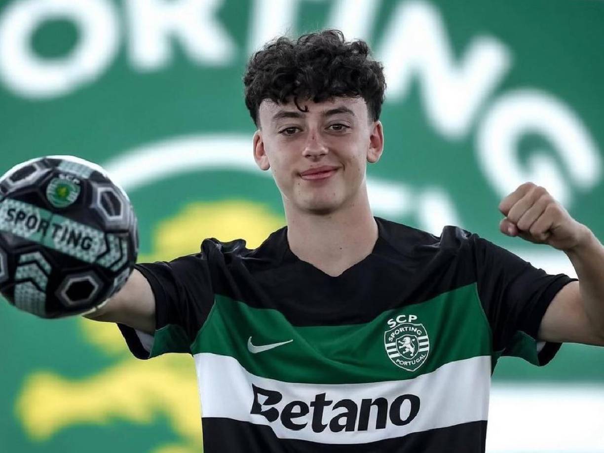 “Estoy muy feliz de fichar por el Sporting CP porque es un Club que ya ha producido grandes jugadores como Cristiano Ronaldo y Luis Figo. El Club invierte mucho en formación y en gente joven, eso me motiva”, compartió Paulo Iago Álvarez Morón, en su cuenta de Instagram.
