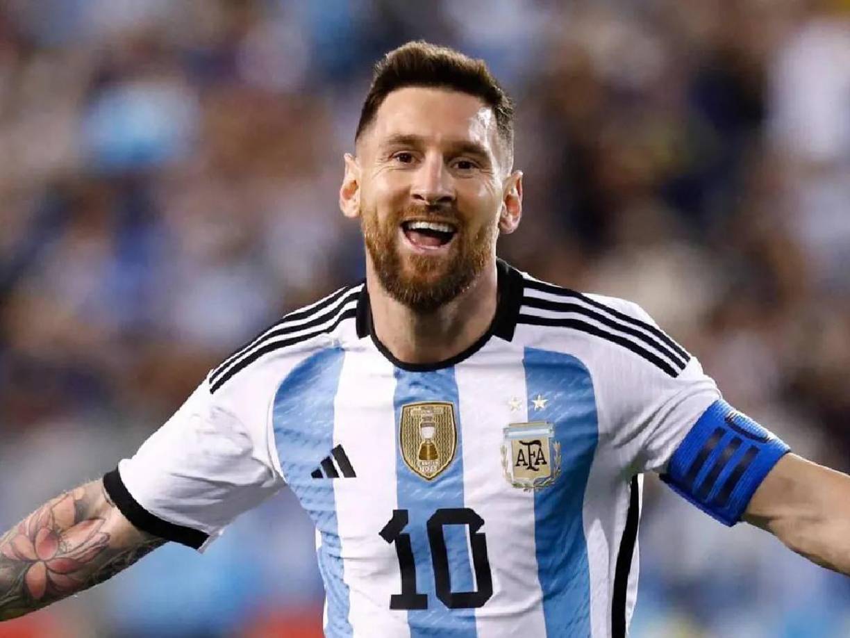 El más cotizado por las aficionadas es Lionel Messi (de 35 años). La estrella del PSG esta casado con Antonela Roccuzzo y tiene tres hijos: Thiago, Mateo y Ciro.