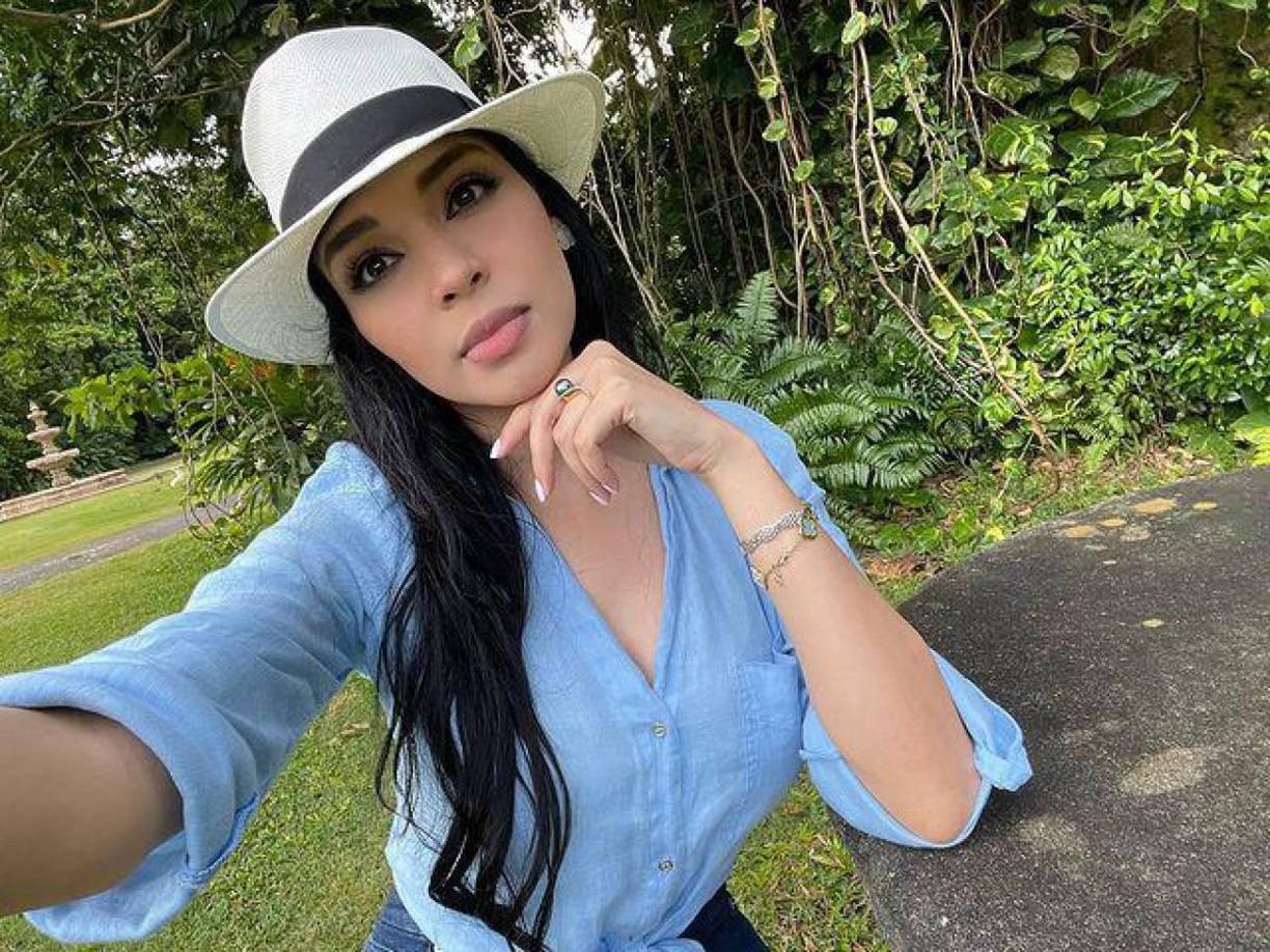 A pesar de que no pudo obtener el primer lugar en esa edición, la catracha se ha ganado el corazón de sus seguidores por su espectacular belleza.