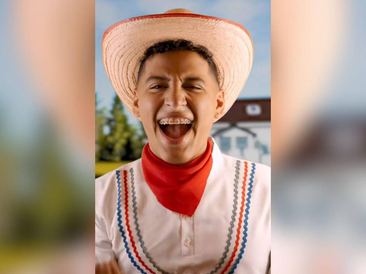 De igual forma rindió homenaje a la danza folklorica de Honduras. 